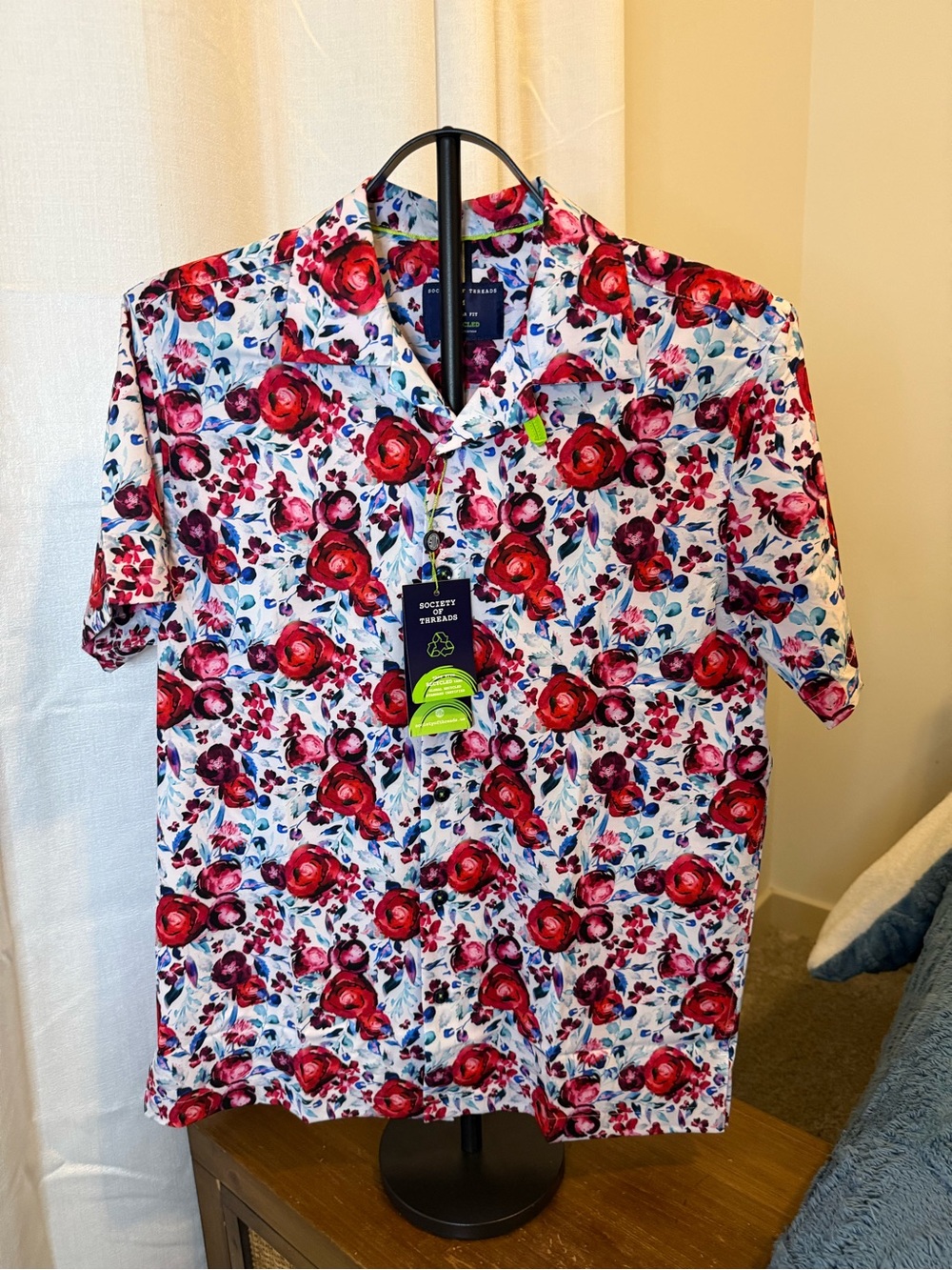 Society Of Threads White Short Sleeve Button-Down Shirt with Red Floral Print